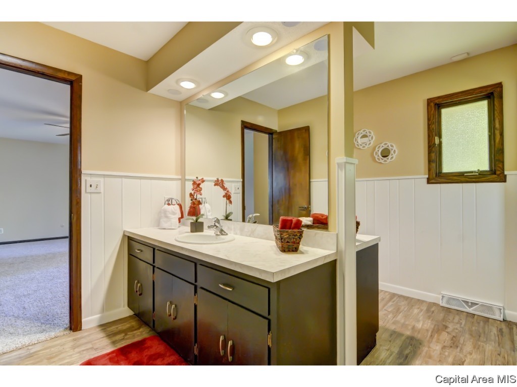 1 Columbine Lane Springfield, IL 62712 - Photo 19 of 30 Gallery Image 19