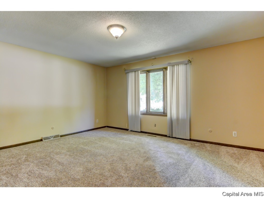 1 Columbine Lane Springfield, IL 62712 - Photo 23 of 30 Gallery Image 23