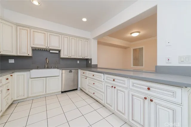 $888,888 | 5239 Rosemead Boulevard, Unit C, San Gabriel, CA 91776