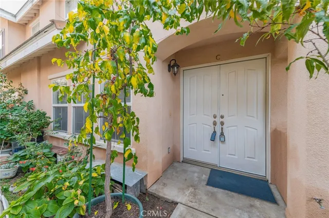 $888,888 | 5239 Rosemead Boulevard, Unit C, San Gabriel, CA 91776