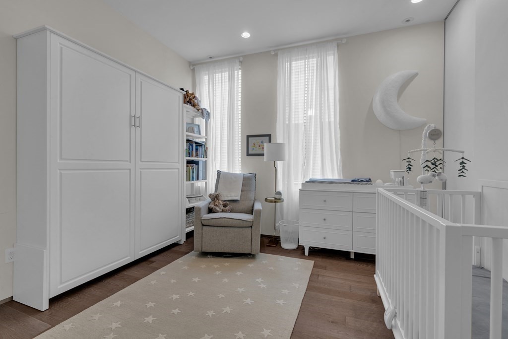 537 East 1st Street, Unit 4 Boston, MA 02127 - Photo 22 of 33