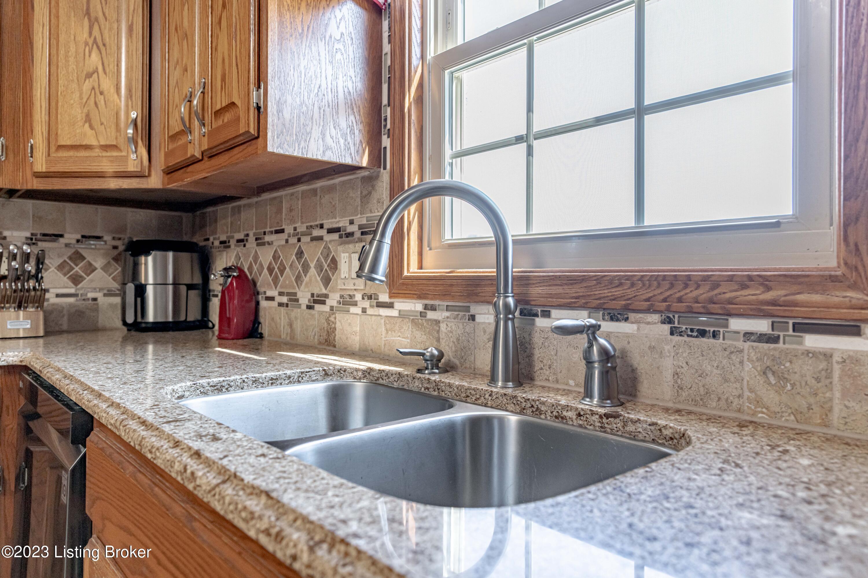 3561 Waddy Road Waddy, KY 40076 - Photo 29 of 151 DSC05506