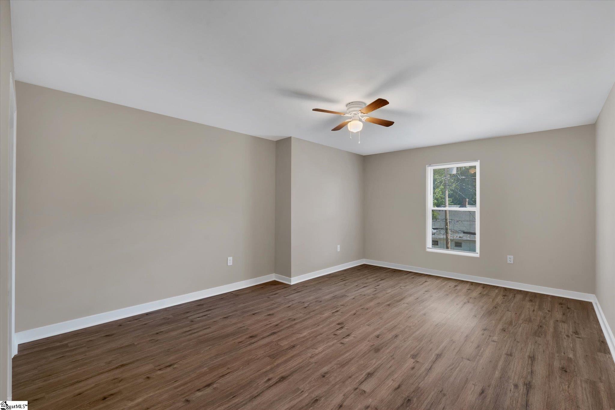 302 E Street Anderson, SC 29625 - Photo 11 of 29