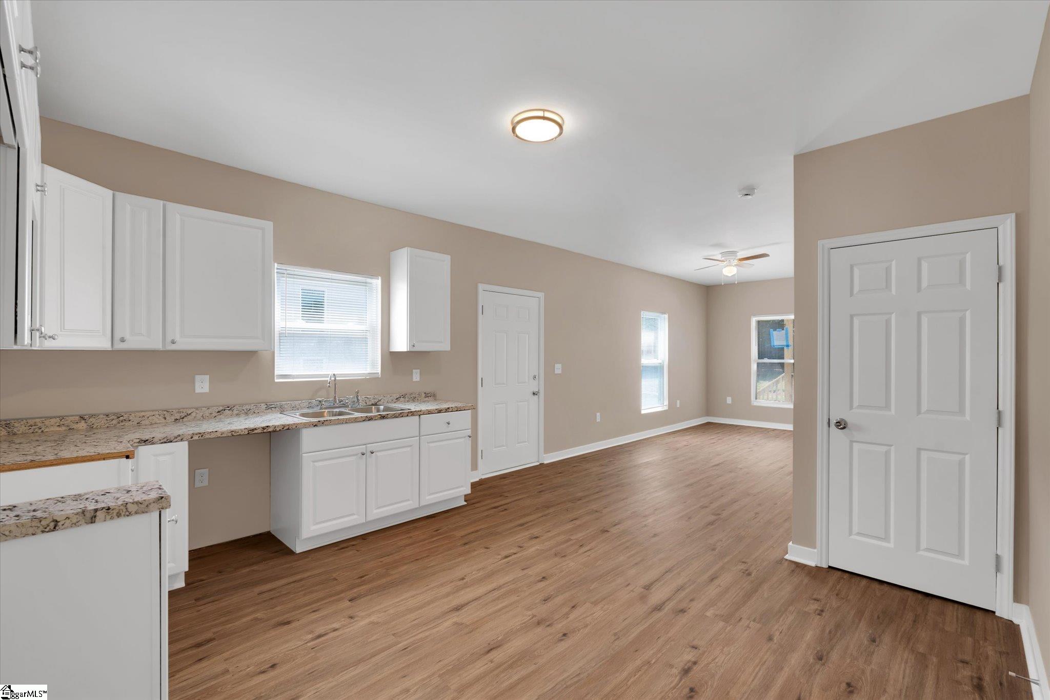 302 E Street Anderson, SC 29625 - Photo 12 of 29