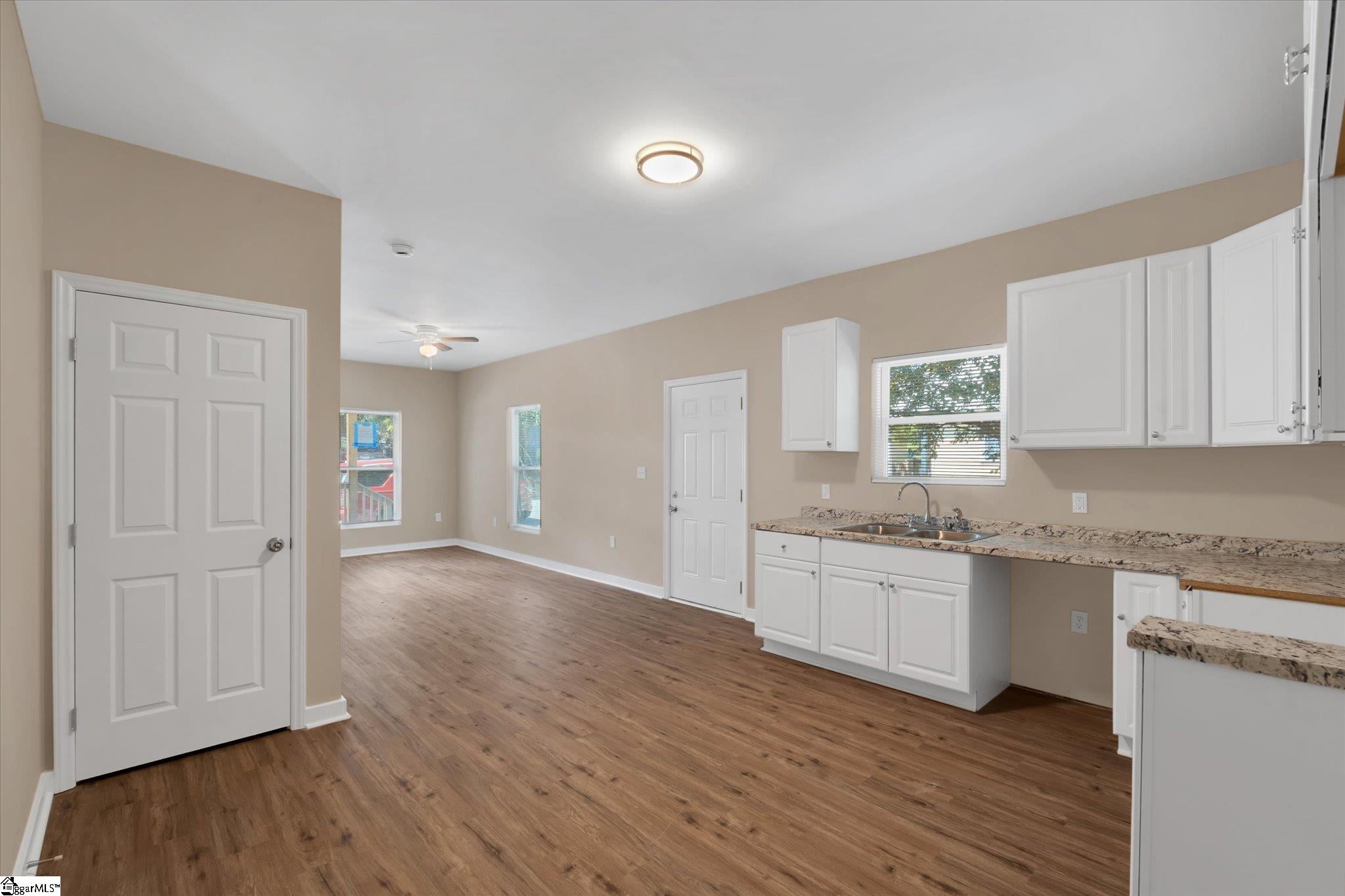 302 E Street Anderson, SC 29625 - Photo 5 of 29