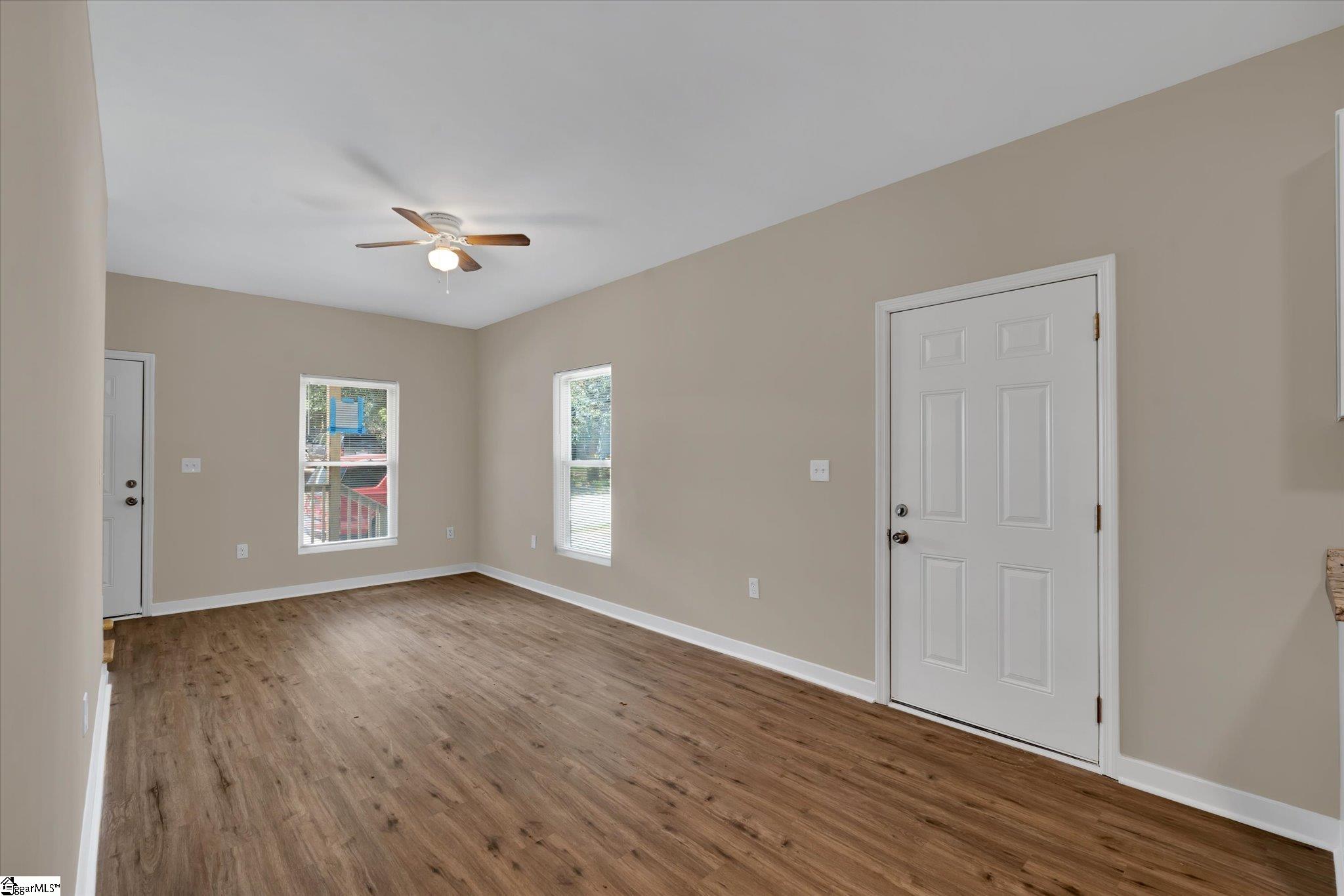 302 E Street Anderson, SC 29625 - Photo 7 of 29