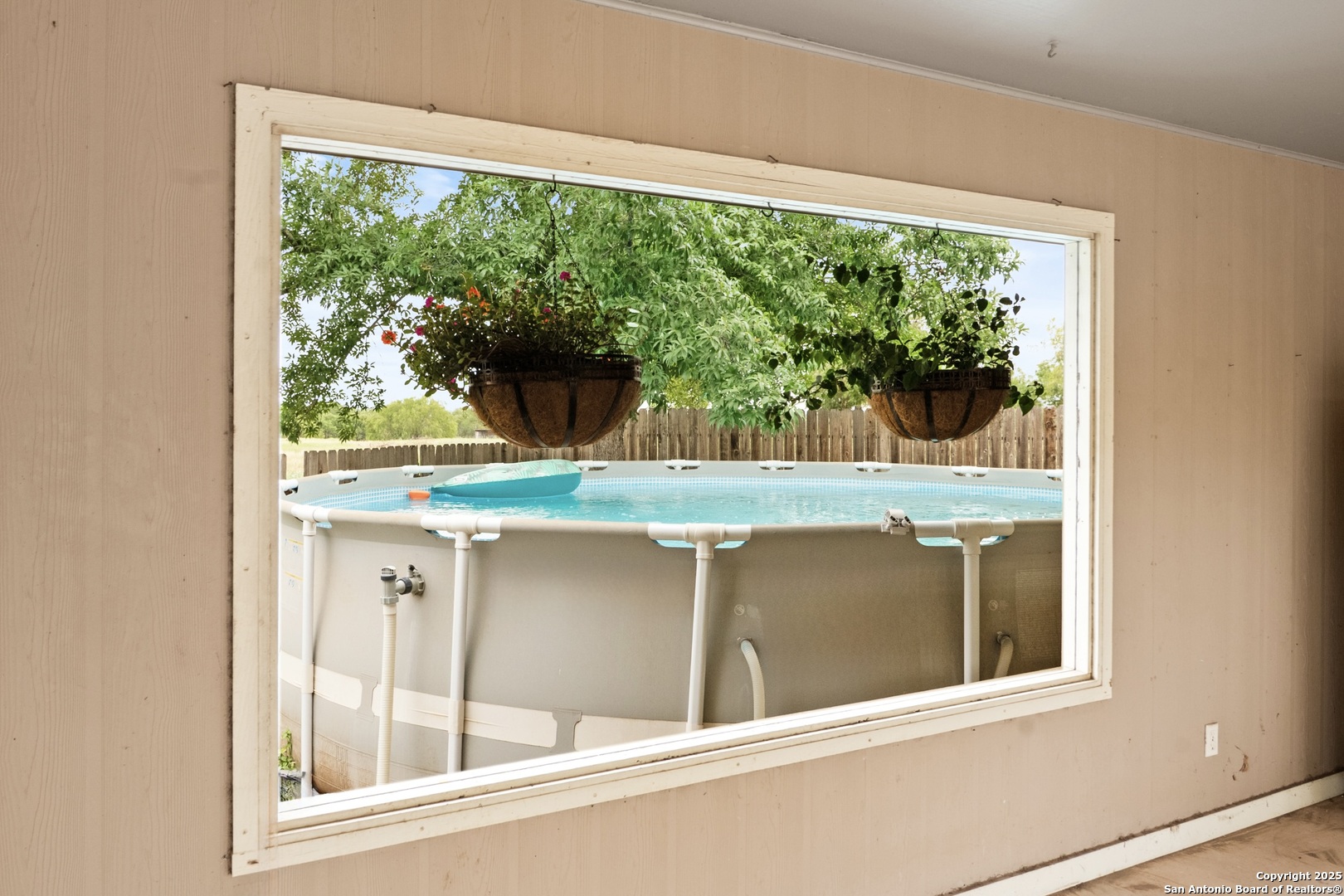 1373 County Road 373 Uvalde, TX 78801 - Photo 33 of 37