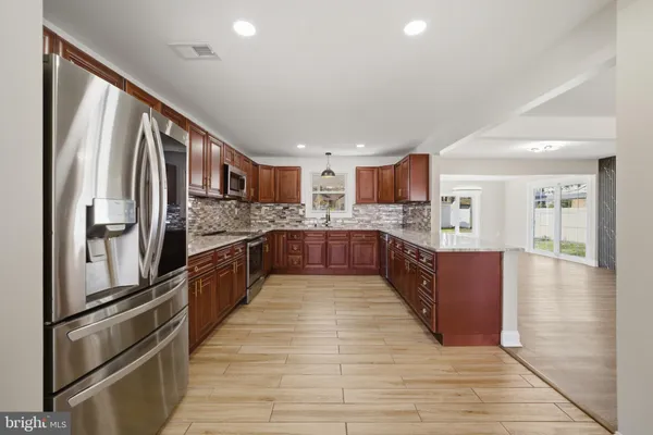 $409,000 | 443 High Street, Woodbury, NJ 08096
