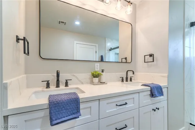 $439,000 | 810 North Moapa Valley Boulevard, Overton, NV 89040