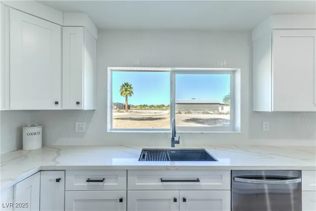 $439,000 | 810 North Moapa Valley Boulevard, Overton, NV 89040