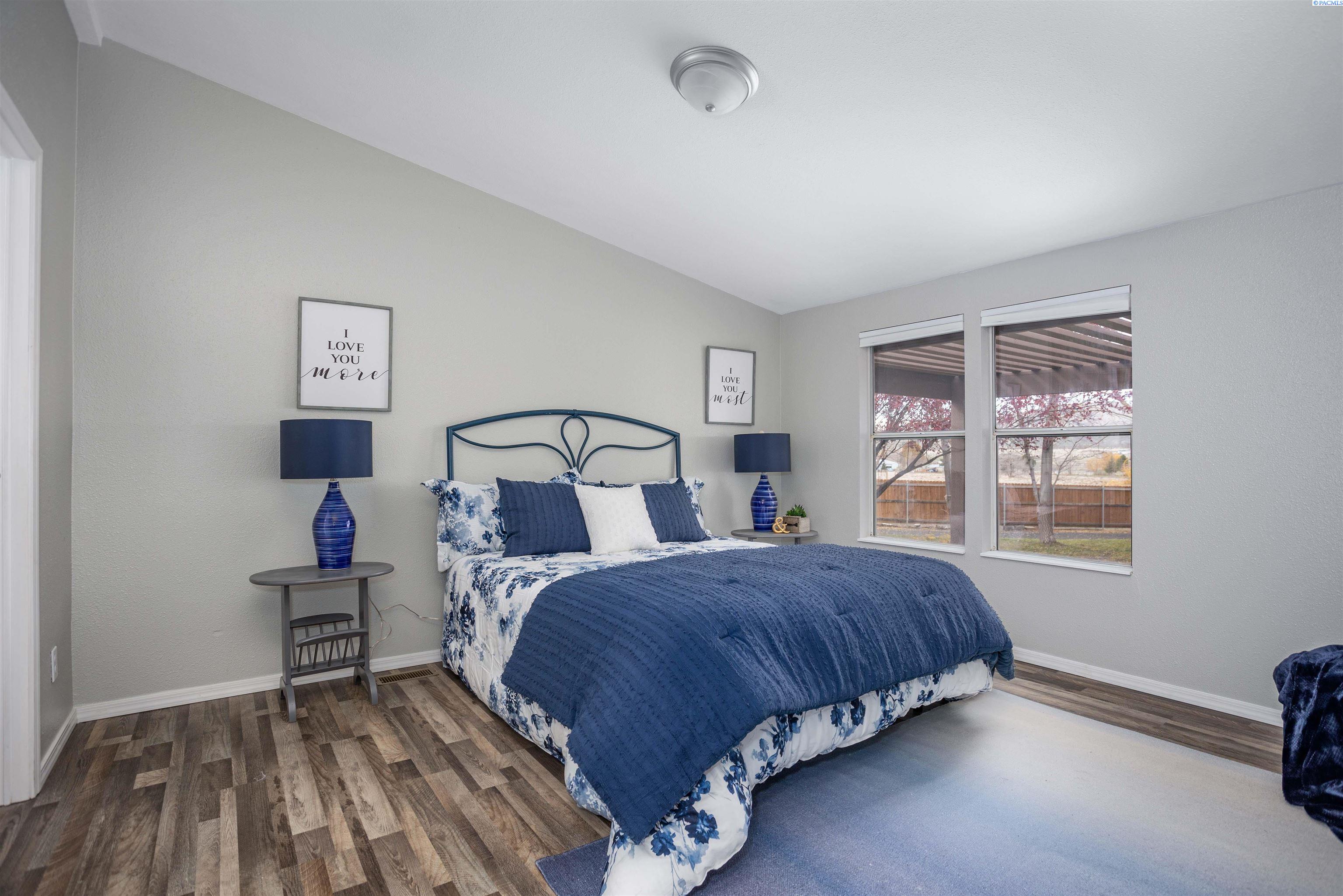 17313 East Ruppert Road Benton City, WA 99320 - Photo 10 of 30 Gallery Image 10