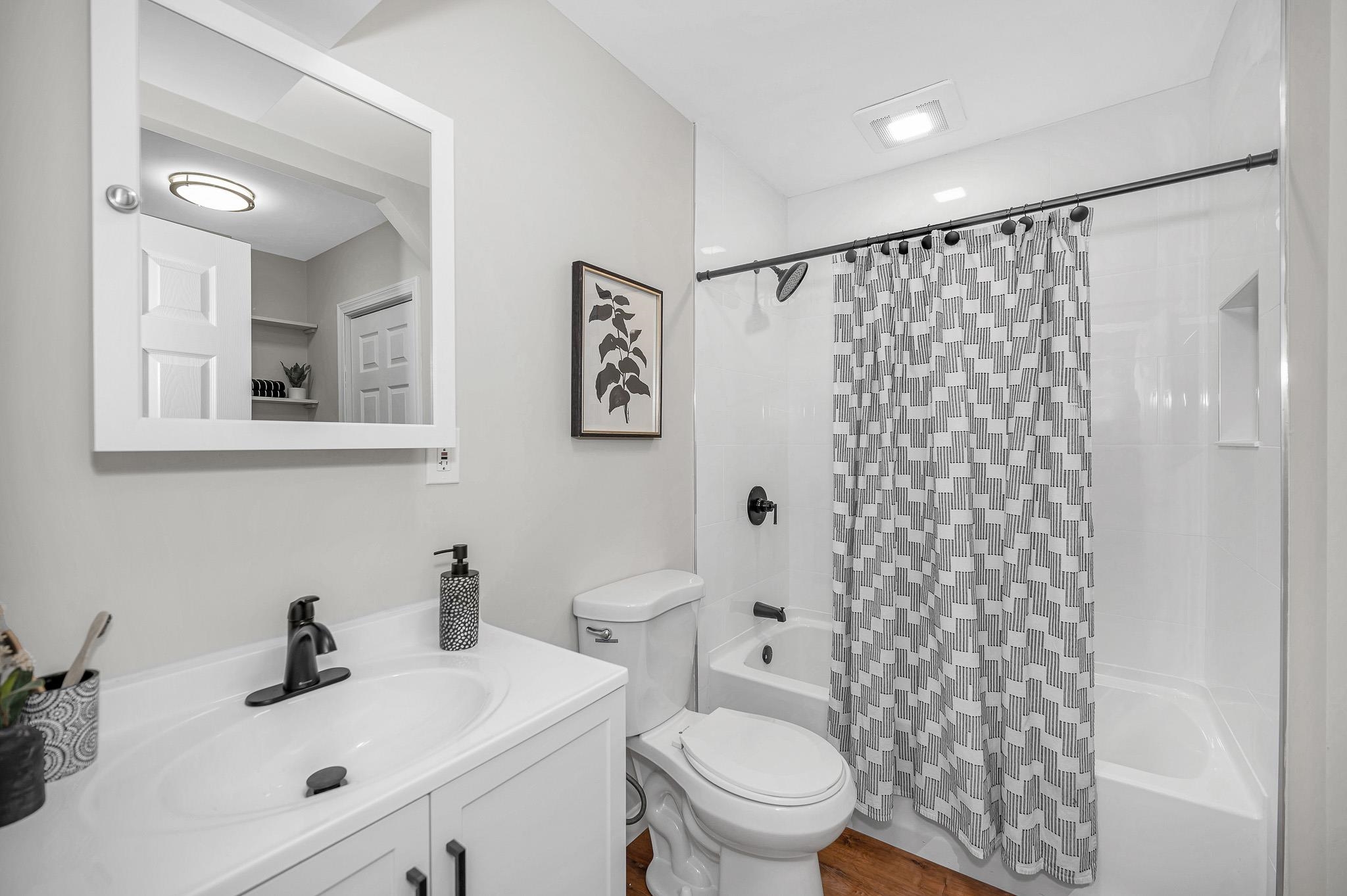 180 Melrose Street Manchester, NH 03109 - Photo 12 of 41