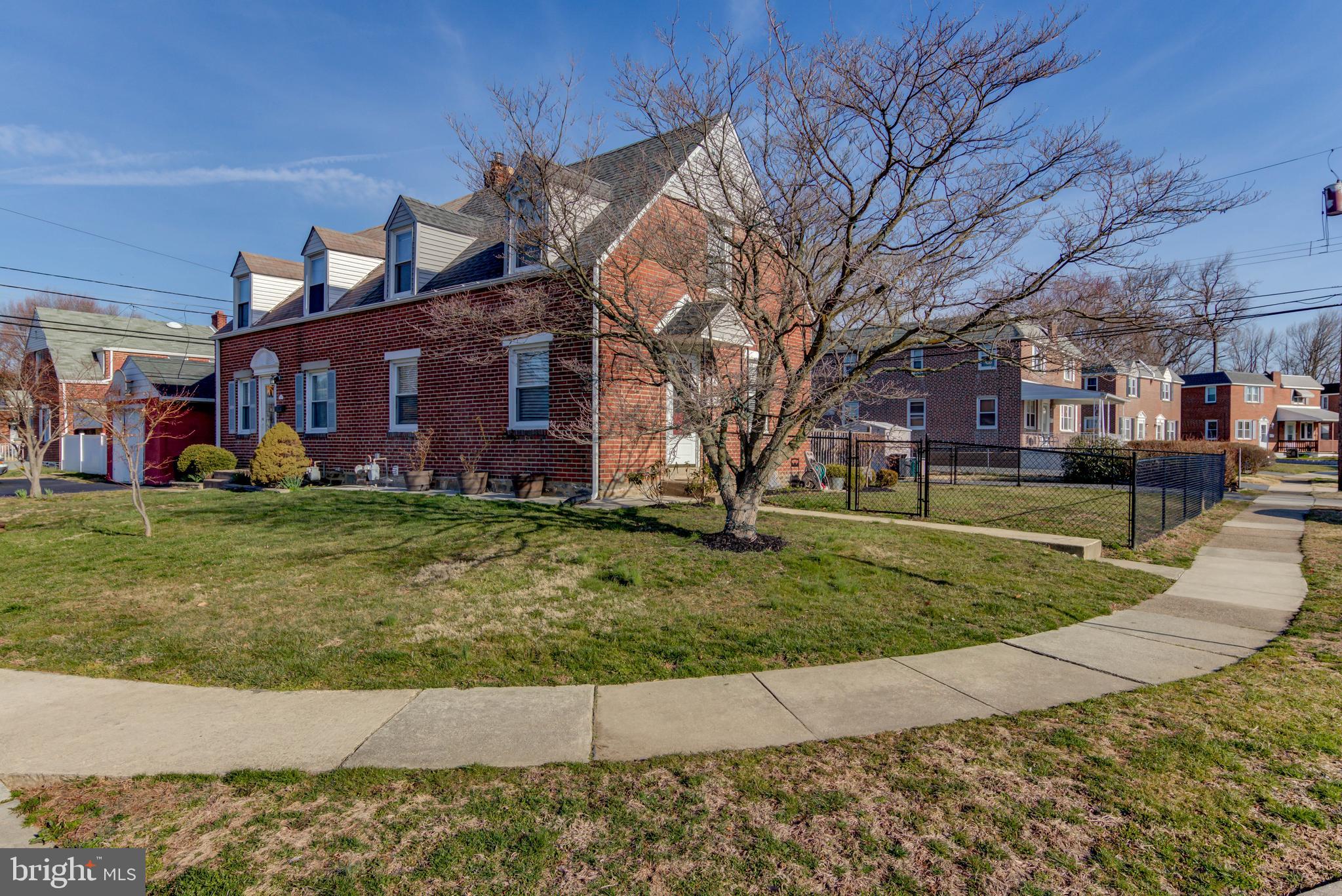 744 Parklane Road Swarthmore, PA 19081 - Photo 3 of 24