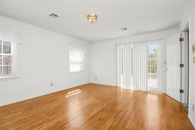 $374,900 | 420 Northeast Golfview Drive, Blue Springs, MO 64014