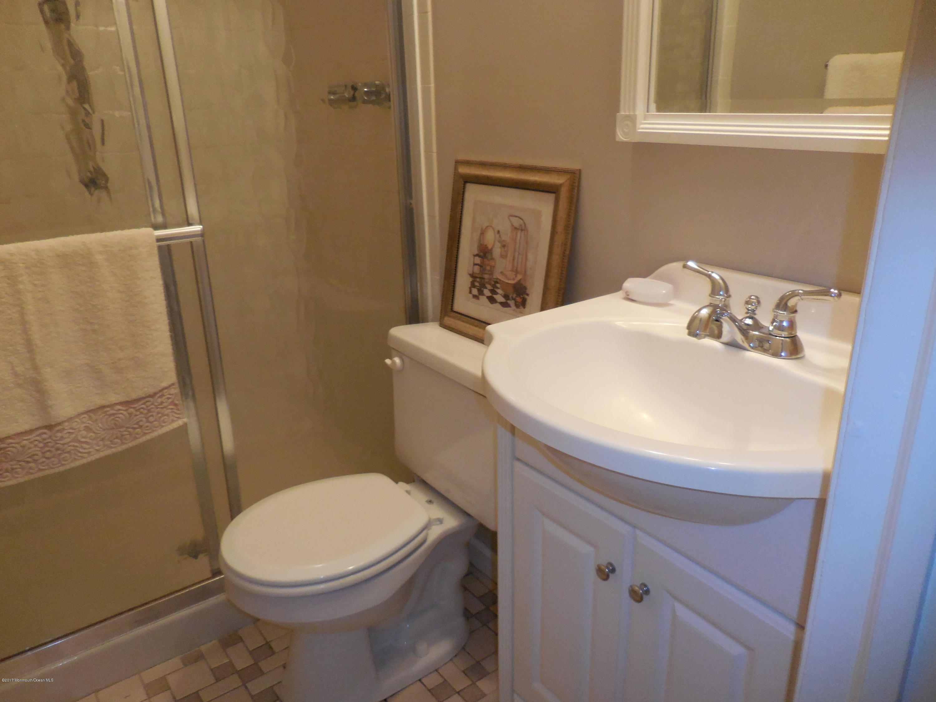 106 D Ragley Hall Road, Unit 1000 Freehold, NJ 07728 - Photo 10 of 13 DSCN0976