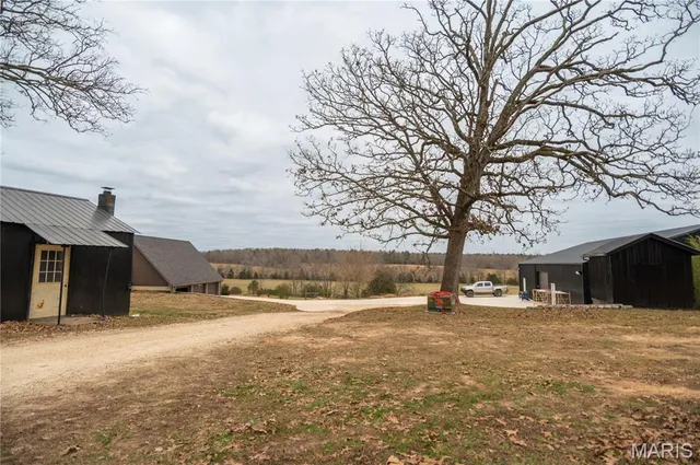 $699,900 | 3378 State Highway South, Grandin, MO 63943