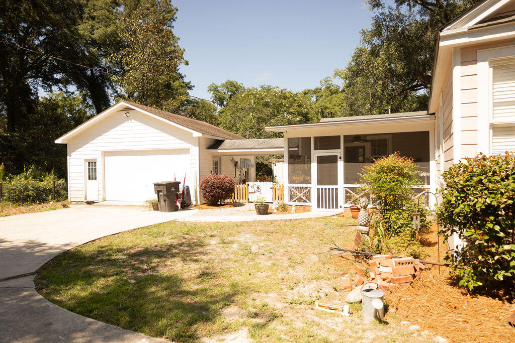 212 Valley Street Walterboro, SC 29488 - Photo 31 of 32 3T6A6472