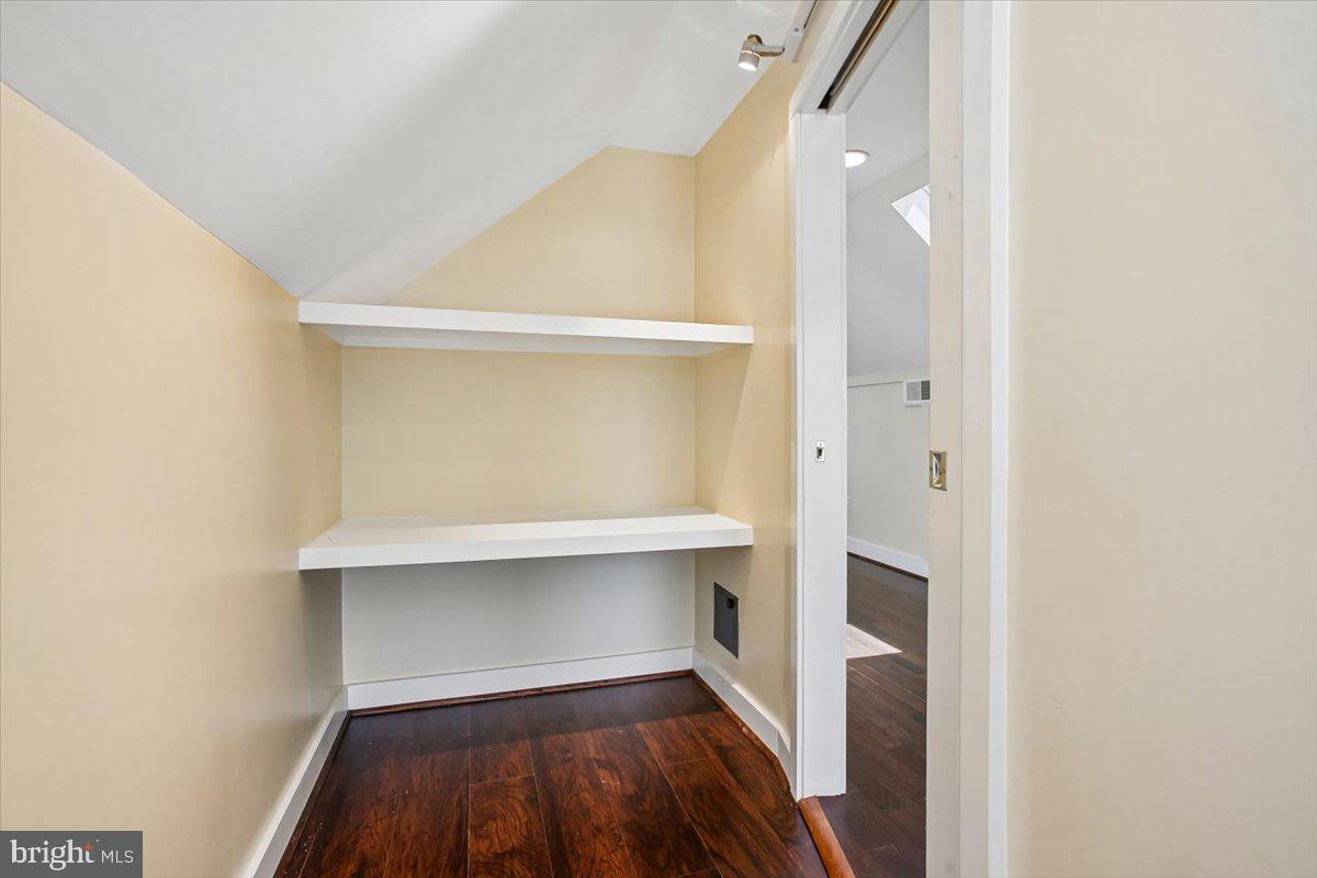 1305 Key Drive Alexandria, VA 22302 - Photo 26 of 64 a view of a room with wooden floor
