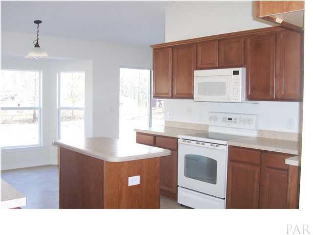 2248 Liberty Loop Road, Unit 19D Cantonment, FL 32533 - Photo 18 of 24 KITCHEN