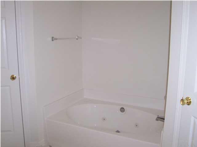 2248 Liberty Loop Road, Unit 19D Cantonment, FL 32533 - Photo 6 of 24 garden tub with whirlpool jets