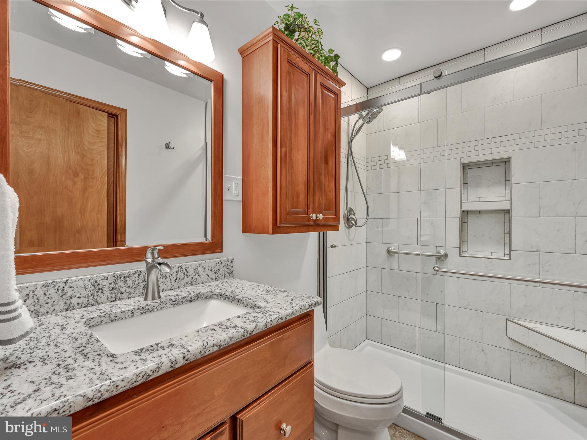 351 Dead End Road Lititz, PA 17543 - Photo 21 of 42 Bathroom