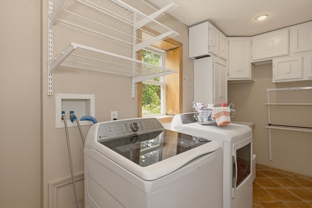 12 Corcoran Road Burlington, MA 01803 - Photo 10 of 42
