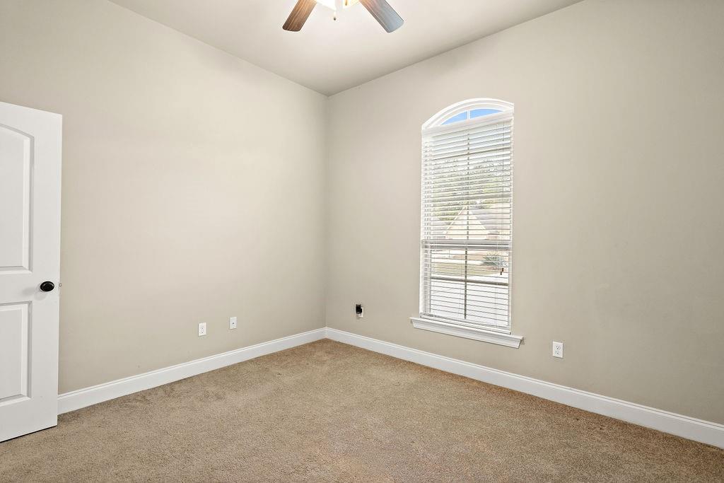 2013 Thomas Drive Covington, LA 70435 - Photo 18 of 25