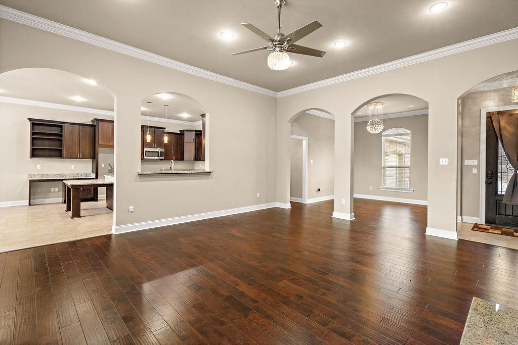 2013 Thomas Drive Covington, LA 70435 - Photo 4 of 25