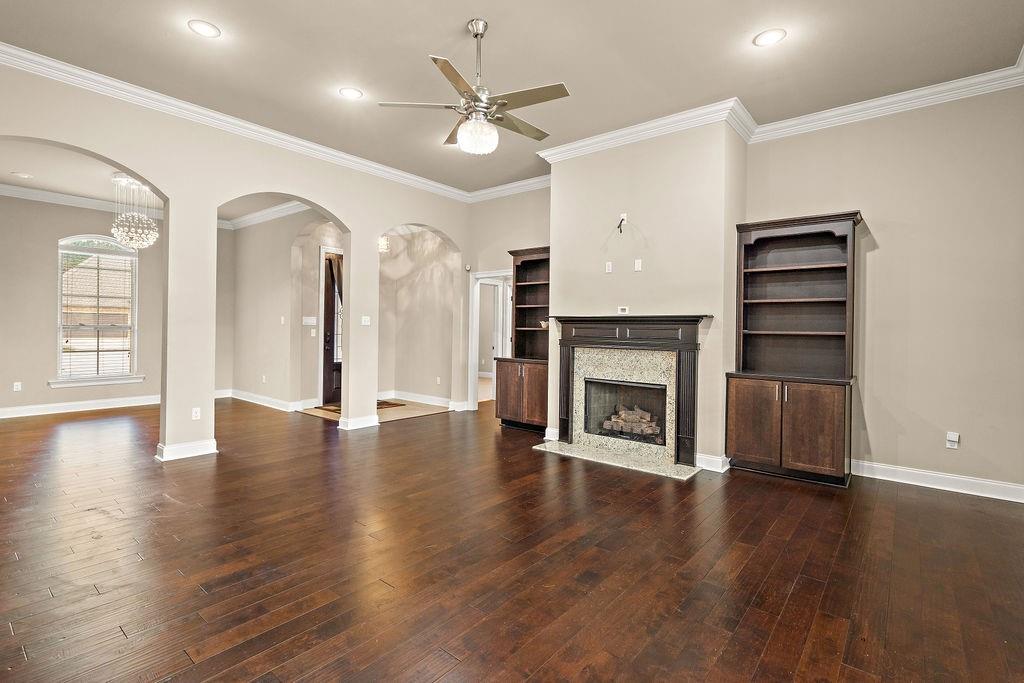 2013 Thomas Drive Covington, LA 70435 - Photo 5 of 25