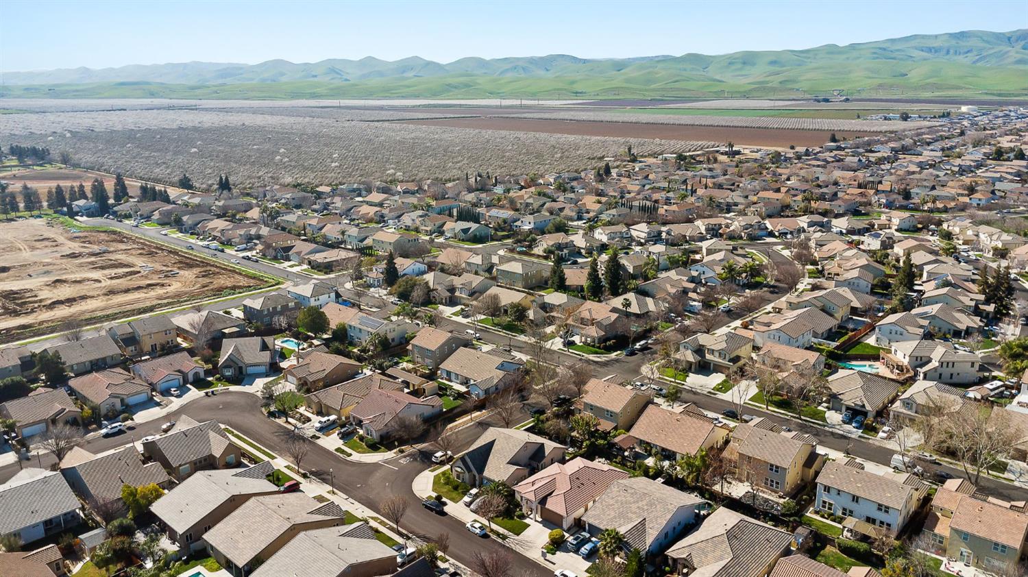 209 Fall Avenue Patterson, CA 95363 - Photo 43 of 48 an aerial view of a city