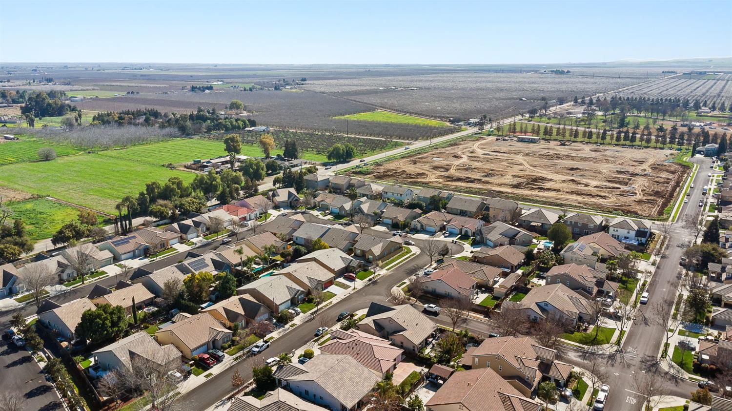 209 Fall Avenue Patterson, CA 95363 - Photo 44 of 48 an aerial view of a city