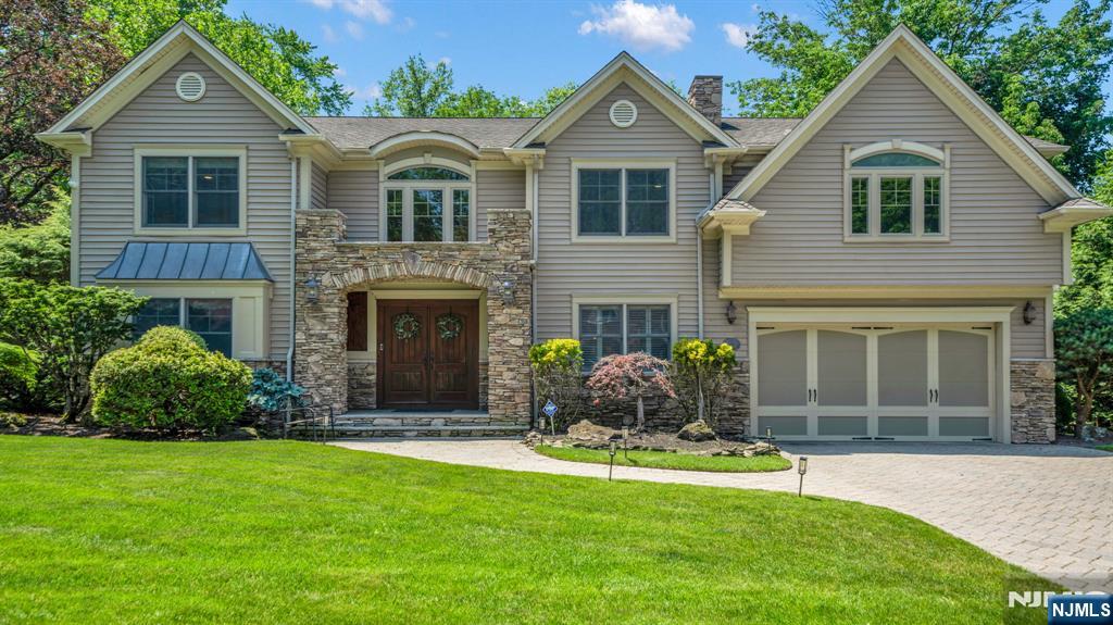 26 Devonshire Road Cresskill, NJ 07626 - Photo 1 of 47