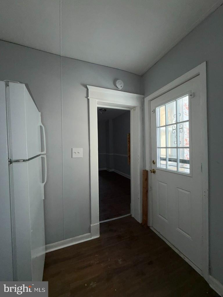 1083 Ellicott Driveway Baltimore, MD 21216 - Photo 12 of 39