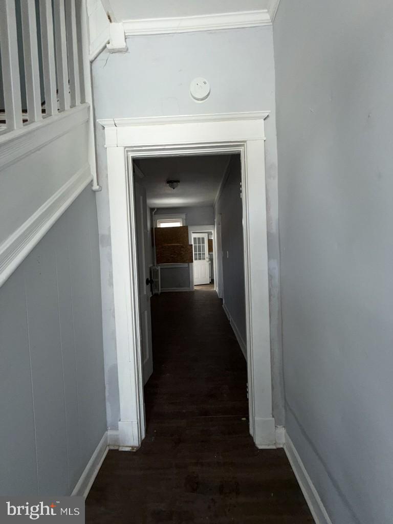 1083 Ellicott Driveway Baltimore, MD 21216 - Photo 9 of 39