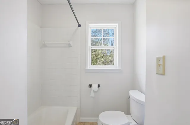 $349,900 | 141 Nelson Avenue, Lyons, GA 30436