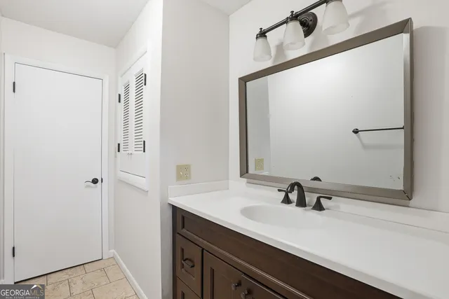 $349,900 | 141 Nelson Avenue, Lyons, GA 30436