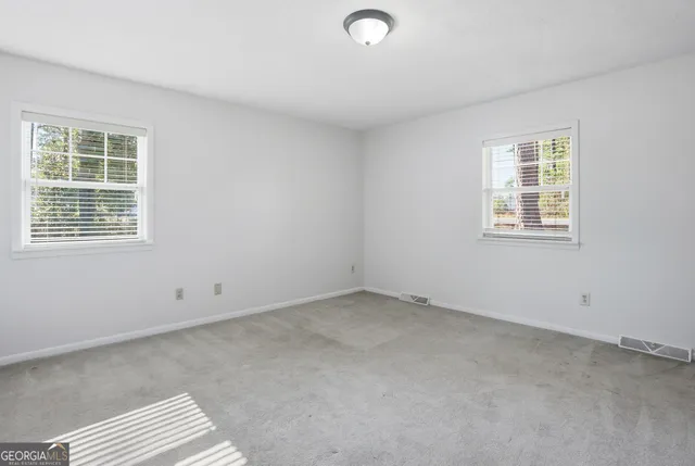 $349,900 | 141 Nelson Avenue, Lyons, GA 30436