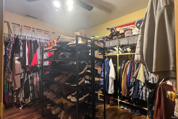 $214,900 | 7915 South Cameron Drive, Hamilton, IN 46742