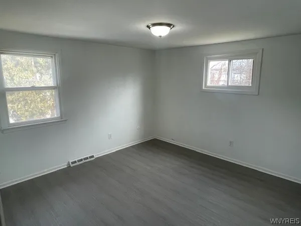 $1,350 | 341 Sundridge Drive, Amherst, NY 14228