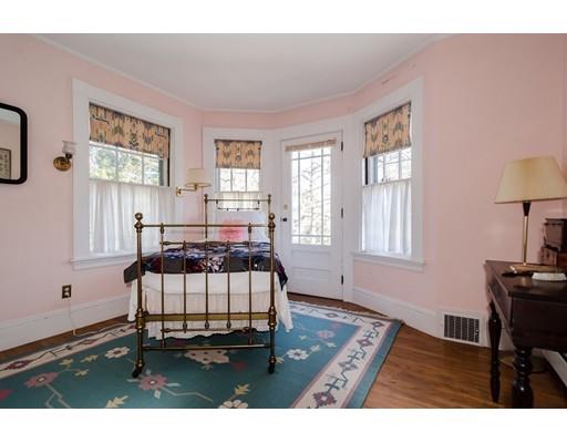 42 Cliff Road Wellesley, MA 02481 - Photo 14 of 20