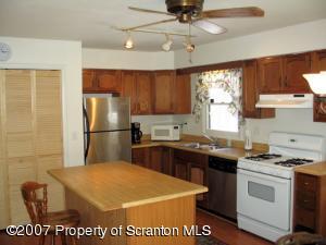 133 Timber Ridge Circle Greentown, PA 18426 - Photo 3 of 11 Gallery Image 3