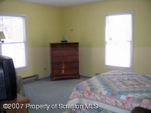 133 Timber Ridge Circle Greentown, PA 18426 - Photo 9 of 11 Gallery Image 9
