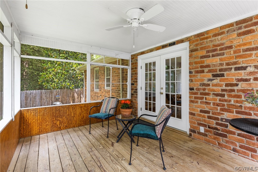 9505 Newhall Road Henrico, VA 23229 - Photo 26 of 33 a living room with furniture and a fireplace