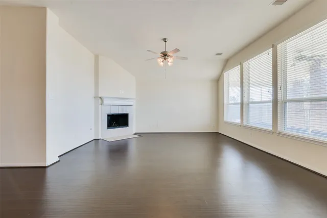 $2,950 | 2706 Night Song Drive, Pearland, TX 77584