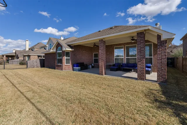 $2,950 | 2706 Night Song Drive, Pearland, TX 77584