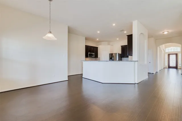 $2,950 | 2706 Night Song Drive, Pearland, TX 77584