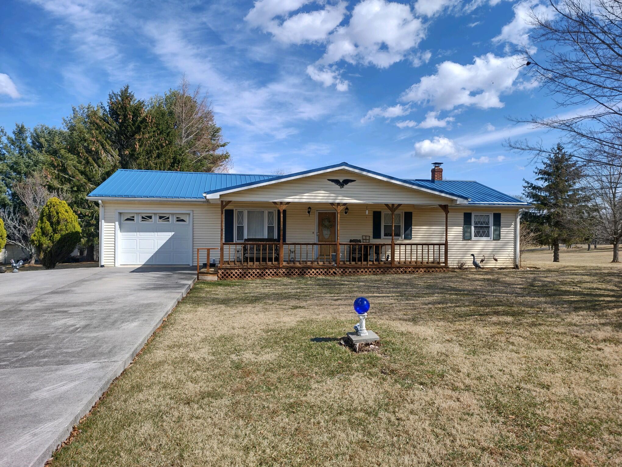 749 Long Level Road Southwest Floyd, VA 24091 - Photo 1 of 19 1