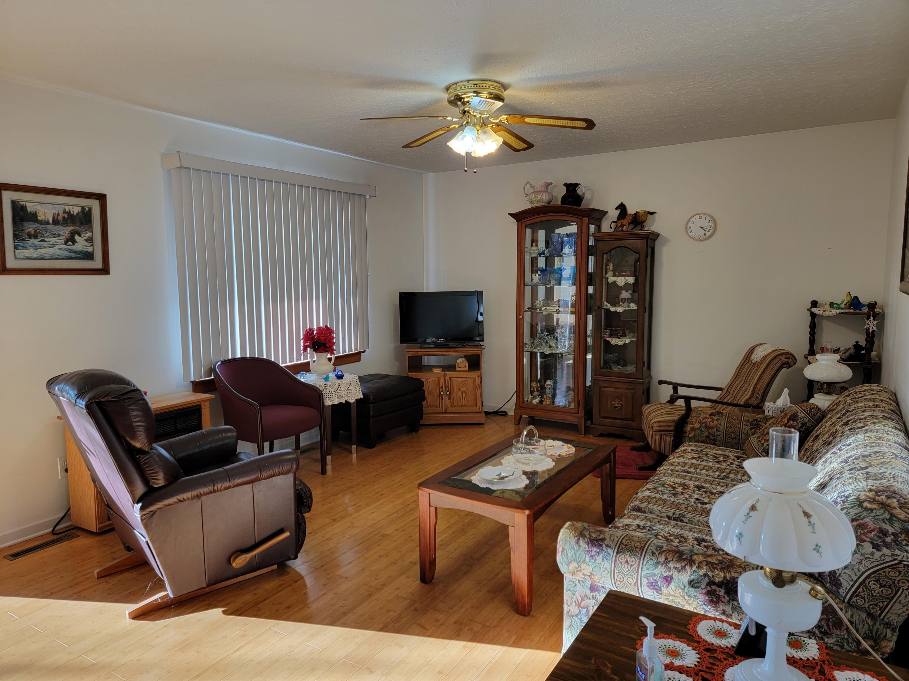 749 Long Level Road Southwest Floyd, VA 24091 - Photo 10 of 19 20221219_152129