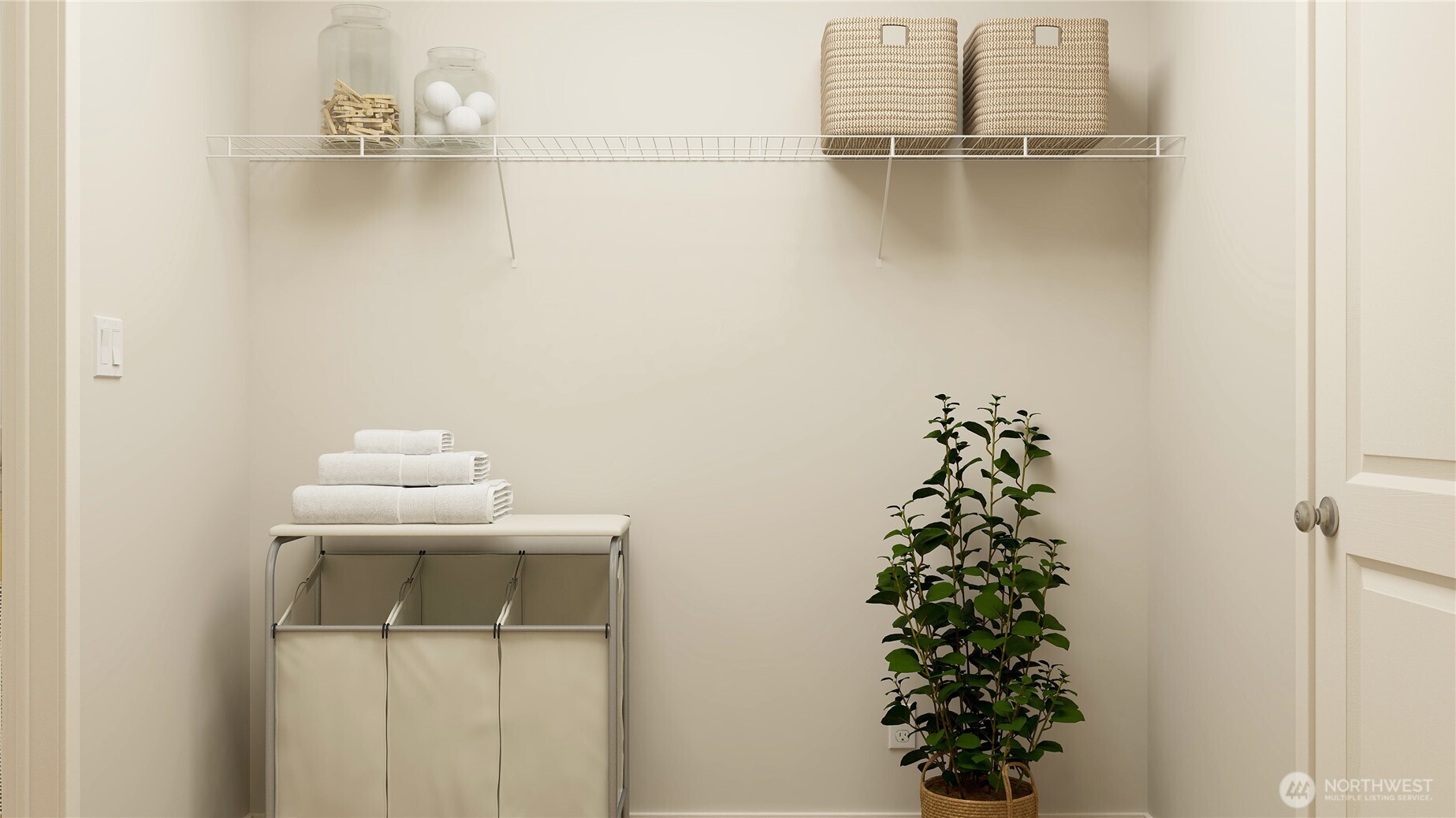 2039 Henderson Way Longview, WA 98632 - Photo 20 of 40 a bathroom with a shower curtain and a sink