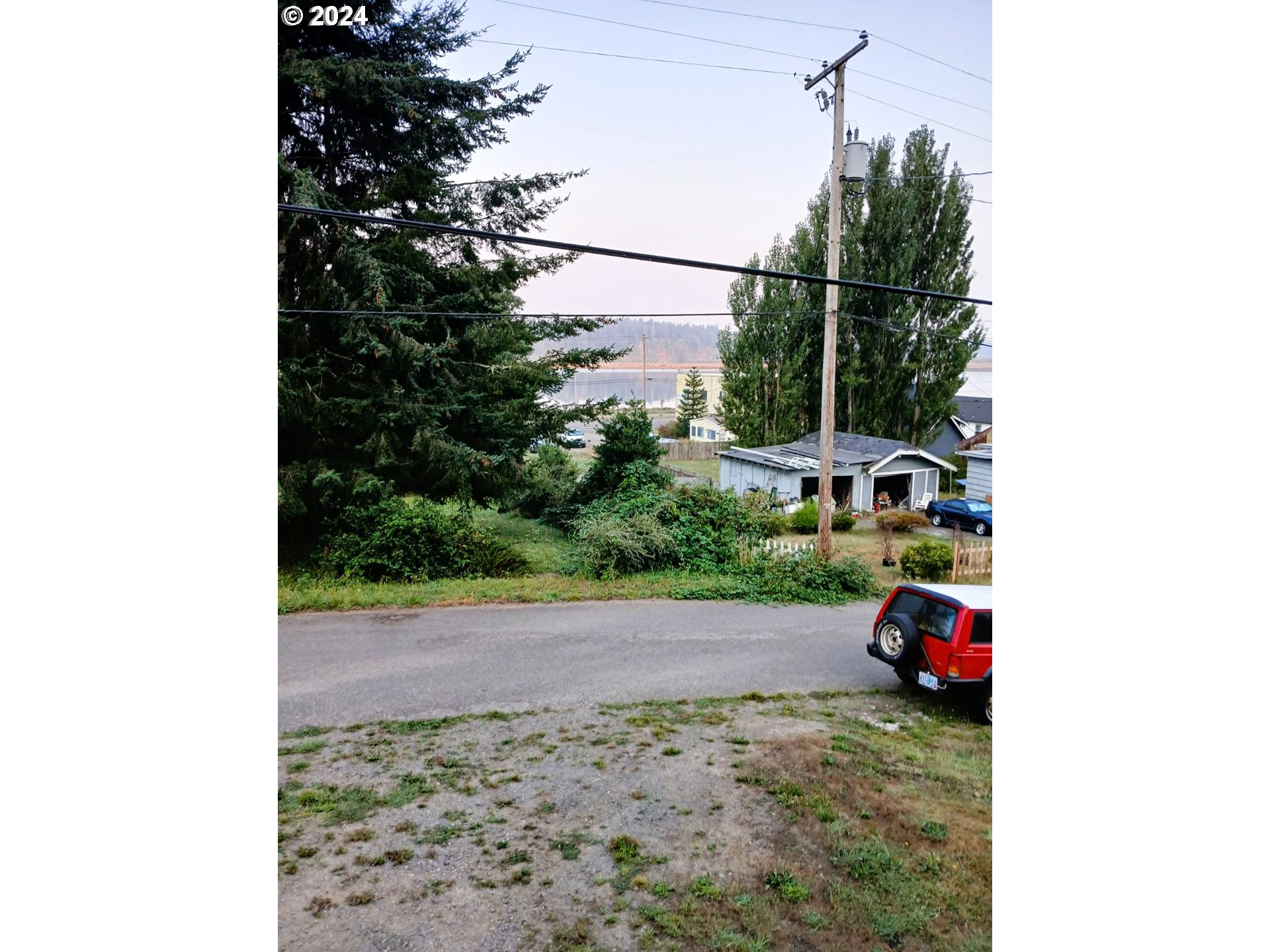 435 Front Street Gardiner, OR 97441 - Photo 26 of 46 Gallery Image 26